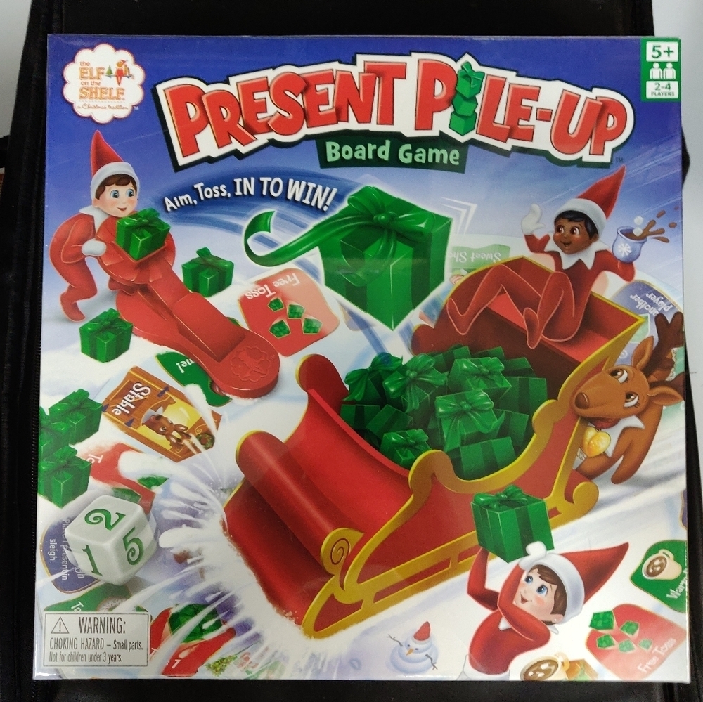 New Elf On The Shelf "PRESENT PILE-UP" Board Game, New